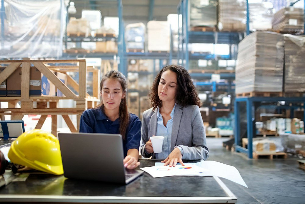 Enhancing Safety in British Warehousing with Manual... - Working at Heights Training UK