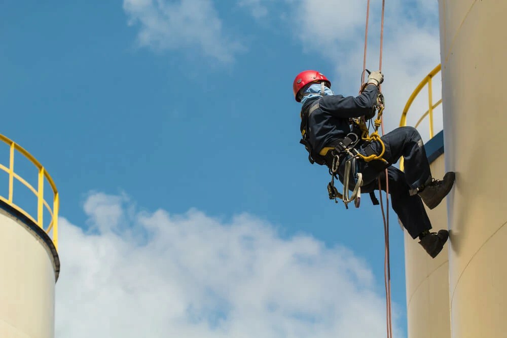 Avoiding Common Mistakes When Working at Heights: The... - Working at Heights Training UK
