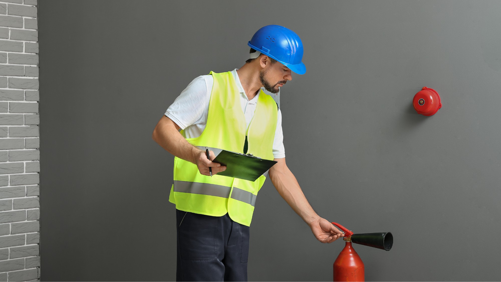 Fire Warden & Fire Marshal Certification: Safeguarding... - Working at Heights Training UK