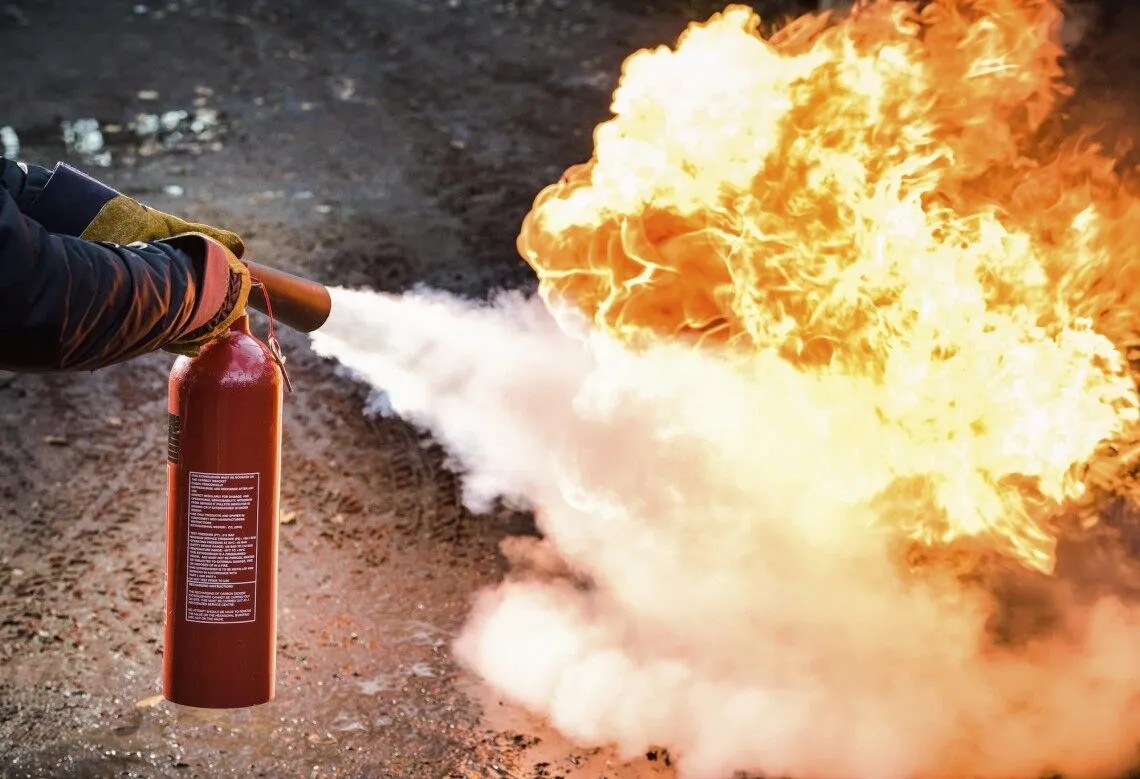 Essential Guide to Fire Warden and Fire Marshal... - Working at Heights Training UK