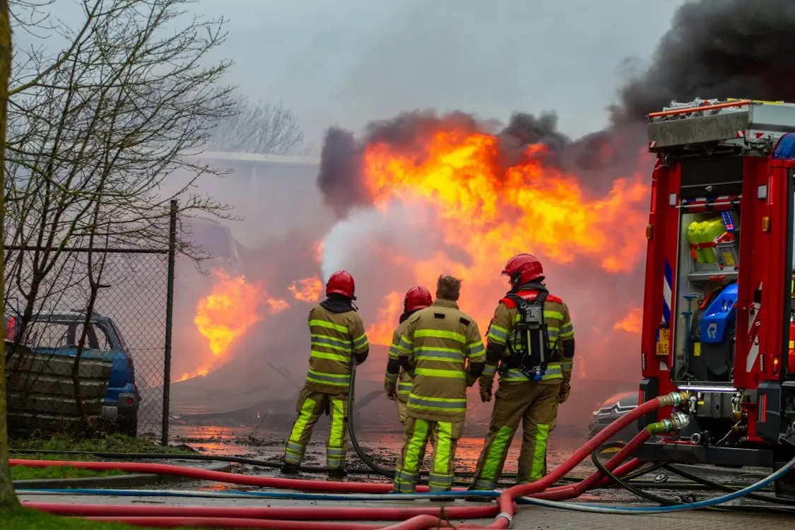 Essential Roles and Responsibilities of Fire Wardens and... - Working at Heights Training UK