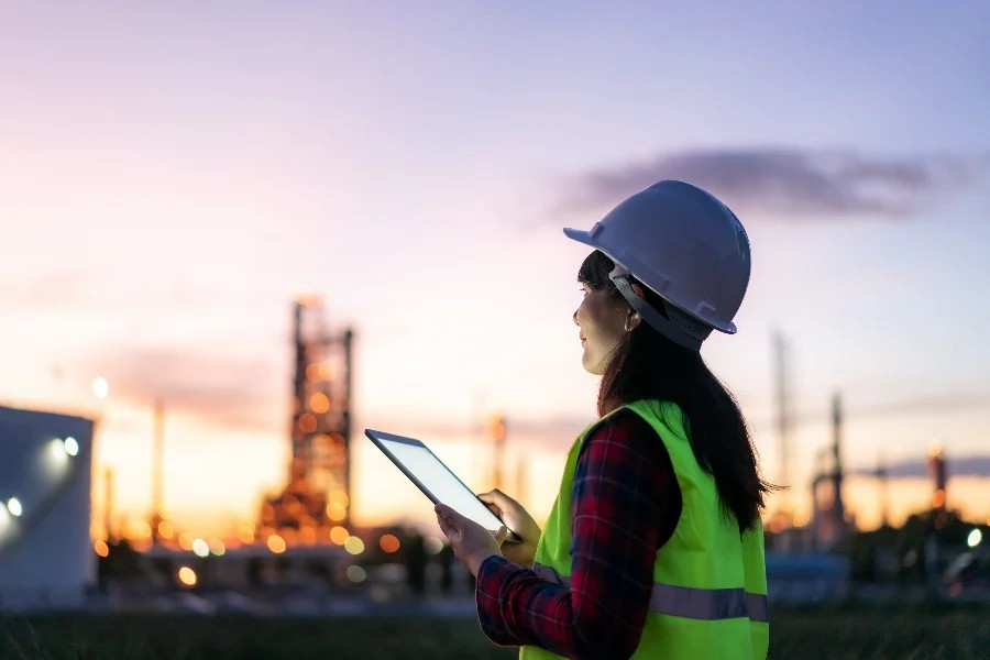 Unlocking Safety: The Essential Benefits of Fire Warden... - Working at Heights Training UK