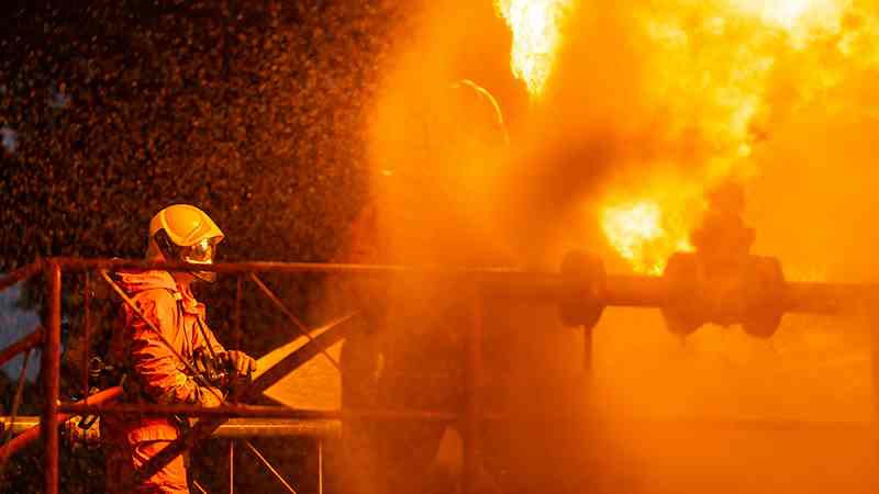 Your Guide to Online Fire Extinguisher Training and... - Working at Heights Training UK