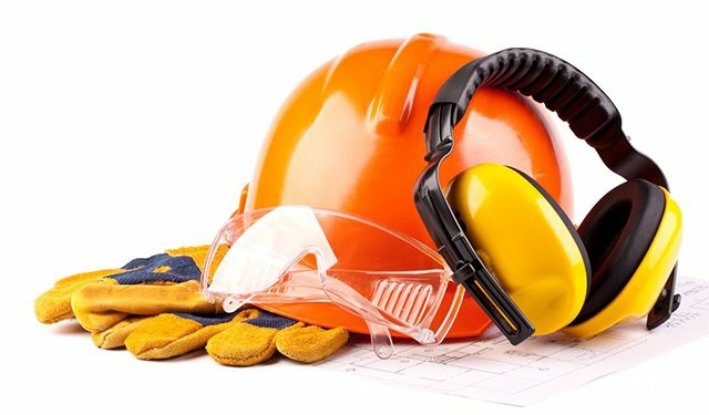Elevate Workplace Safety Today: Enroll in PPE Online... - Working at Heights Training UK